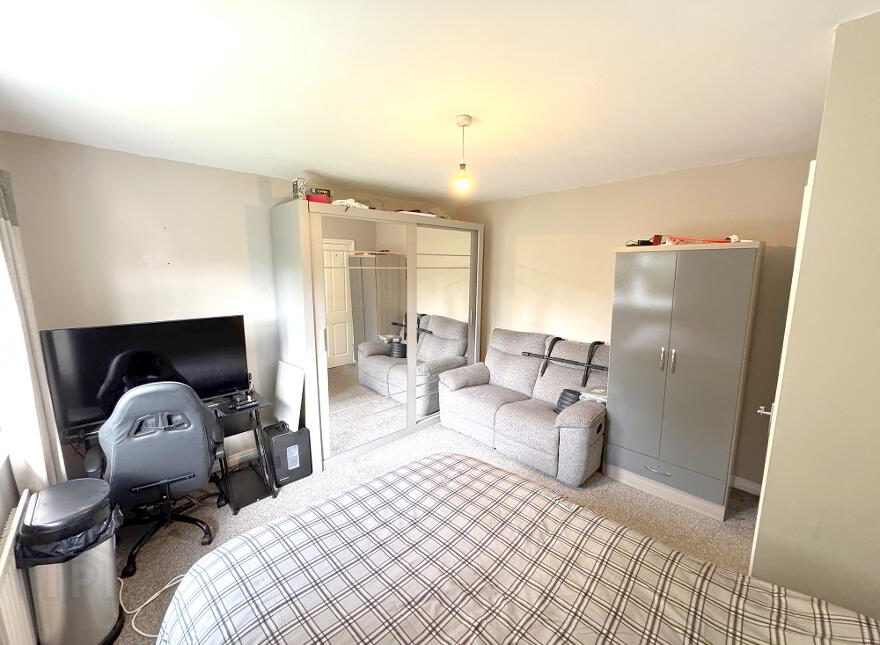 1 Oaklands, Loughbrickland, Banbridge, BT32 3WN