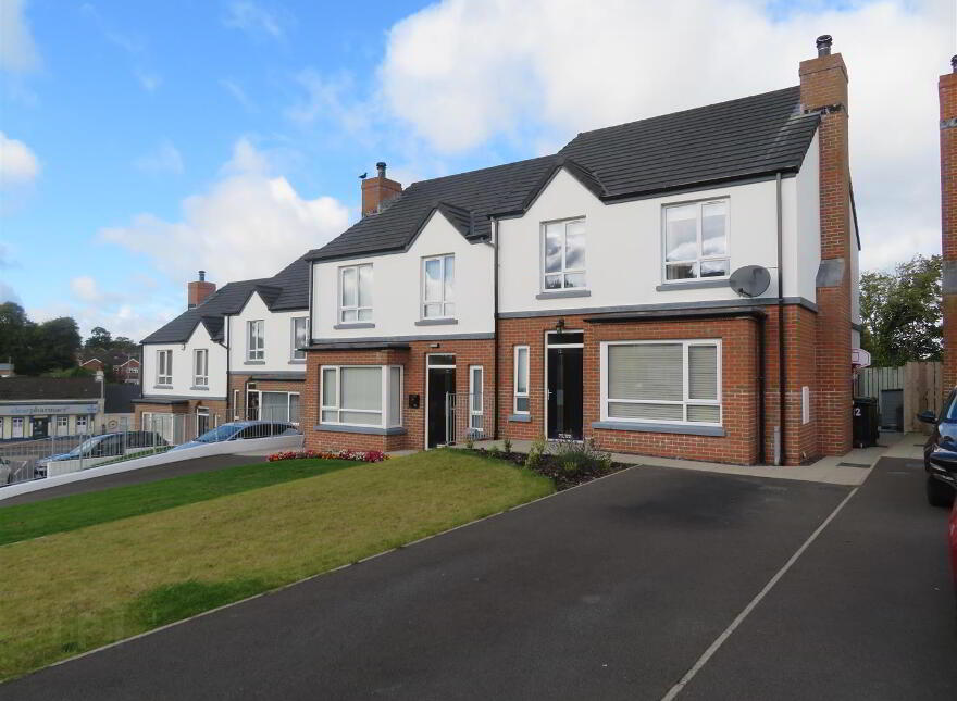 12 Linen Green, Waringstown, BT66 7WU photo