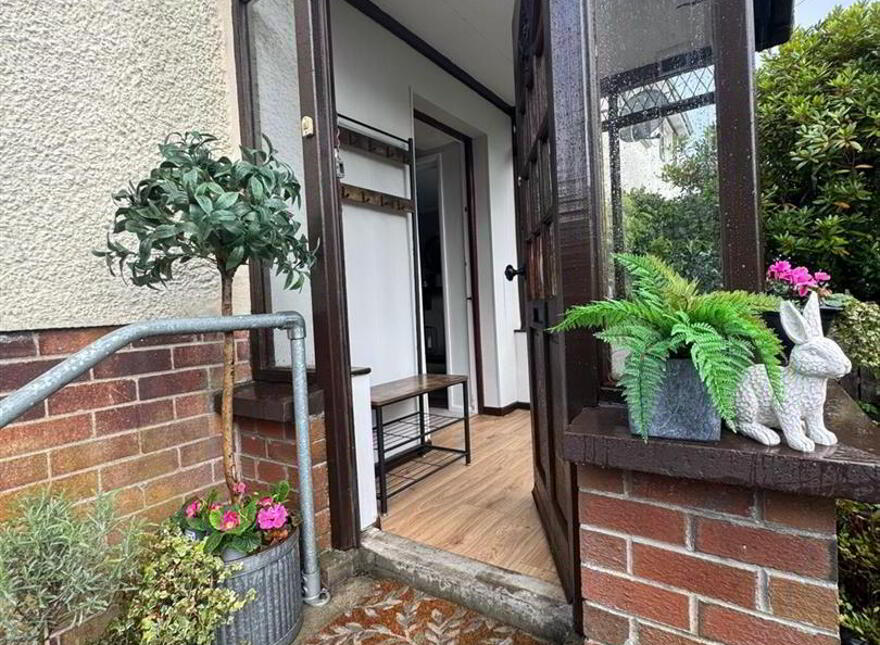 22 Cairngorm Crescent, Glengormley, Newtownabbey, BT36 5EW