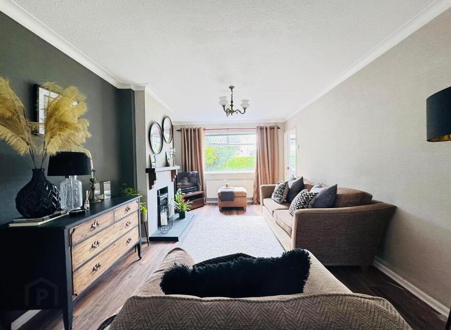 22 Cairngorm Crescent, Glengormley, Newtownabbey, BT36 5EW