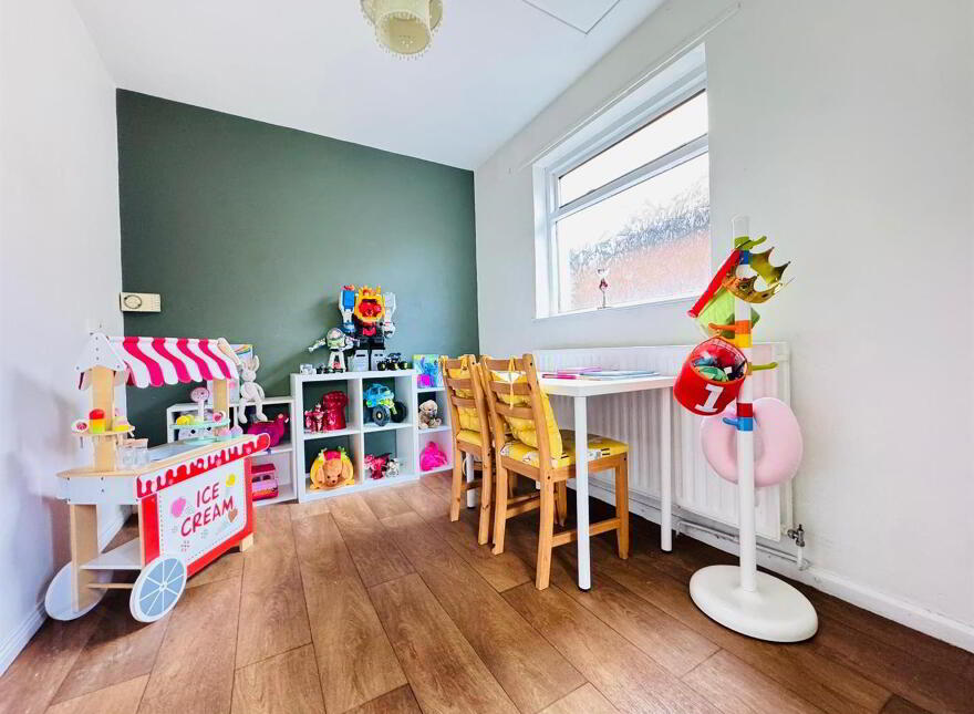 22 Cairngorm Crescent, Glengormley, Newtownabbey, BT36 5EW