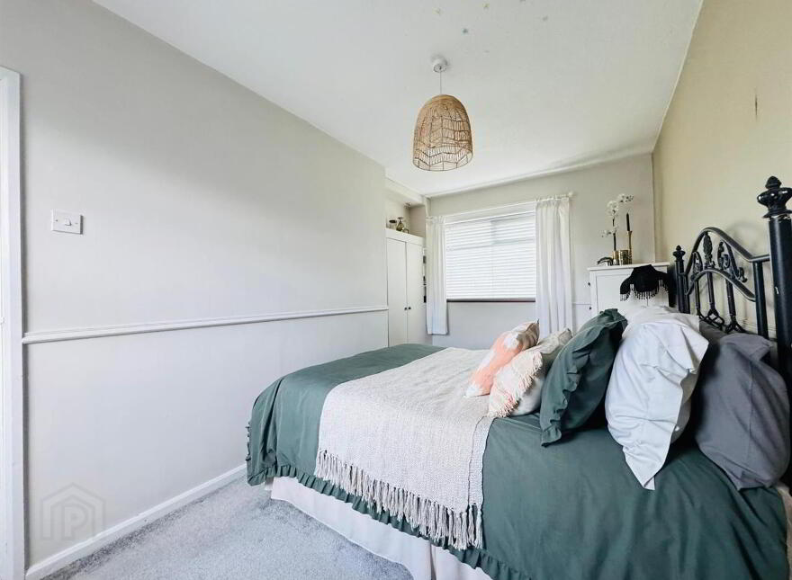 22 Cairngorm Crescent, Glengormley, Newtownabbey, BT36 5EW
