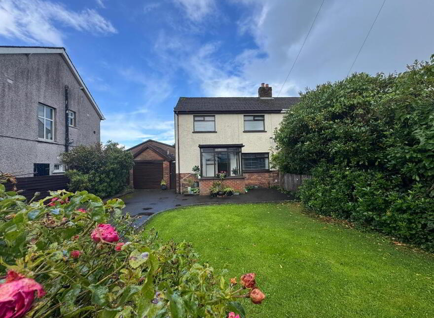 22 Cairngorm Crescent, Glengormley, Newtownabbey, BT36 5EW