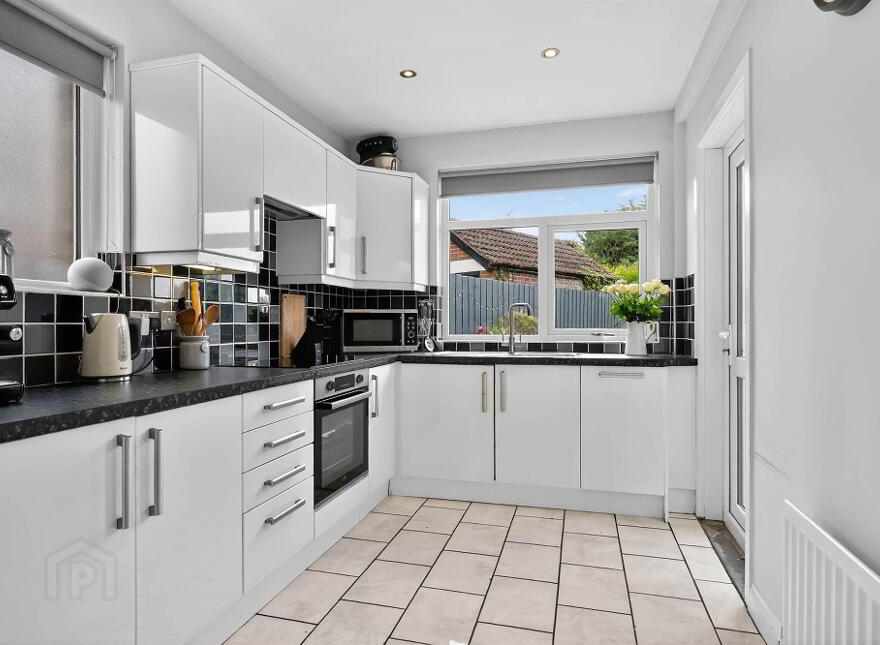 1 Glendale Avenue West, Four Winds, Belfast, BT8 6LE
