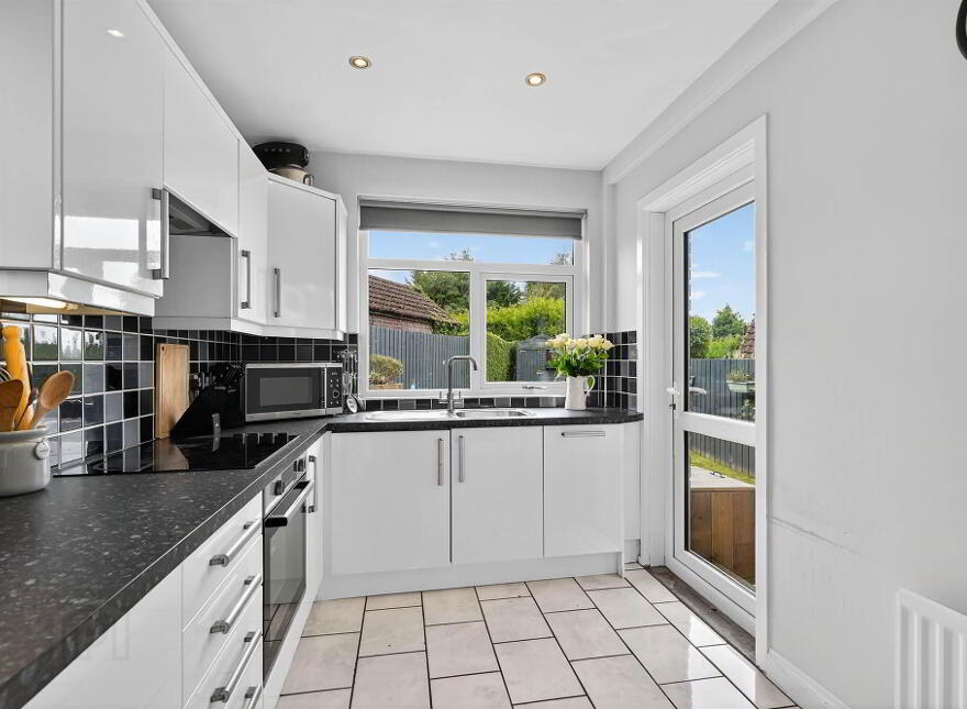 1 Glendale Avenue West, Four Winds, Belfast, BT8 6LE