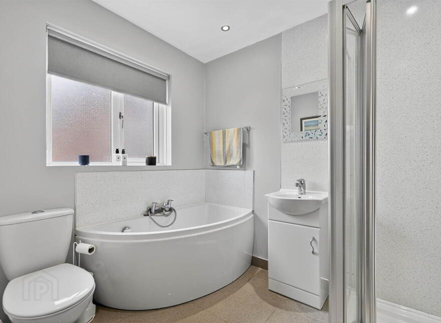 1 Glendale Avenue West, Four Winds, Belfast, BT8 6LE