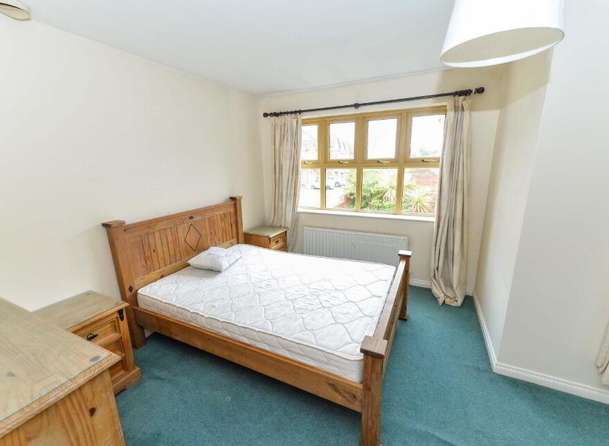 64 Forest Grove, Belfast, BT8 6AR