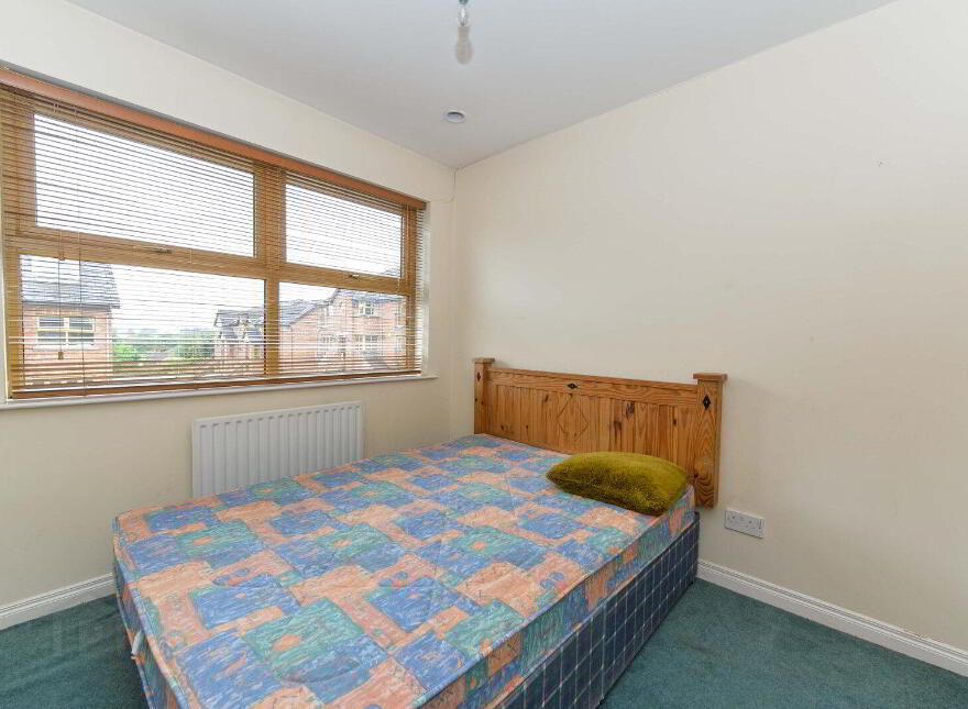 64 Forest Grove, Belfast, BT8 6AR