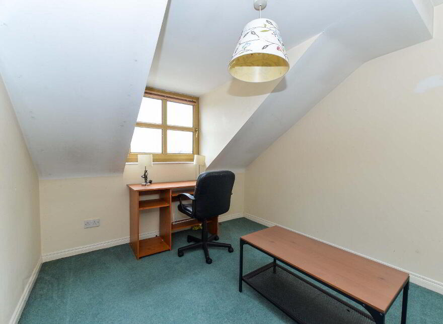 64 Forest Grove, Belfast, BT8 6AR