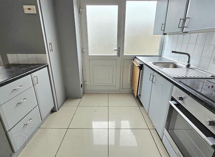 6 Davys Street, Carrickfergus, BT38 8BN