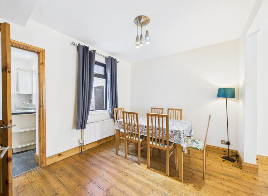 18 Willowfield Parade, Belfast, BT6 8HQ