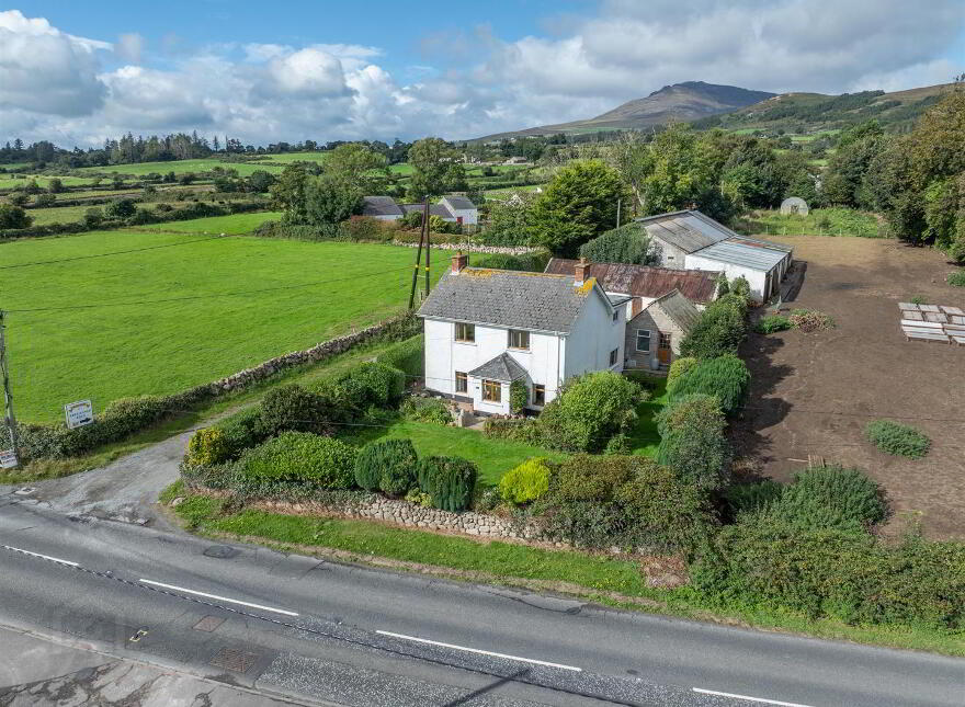 330 Glassdrumman Road, Annalong, Newry, BT34 4QN
