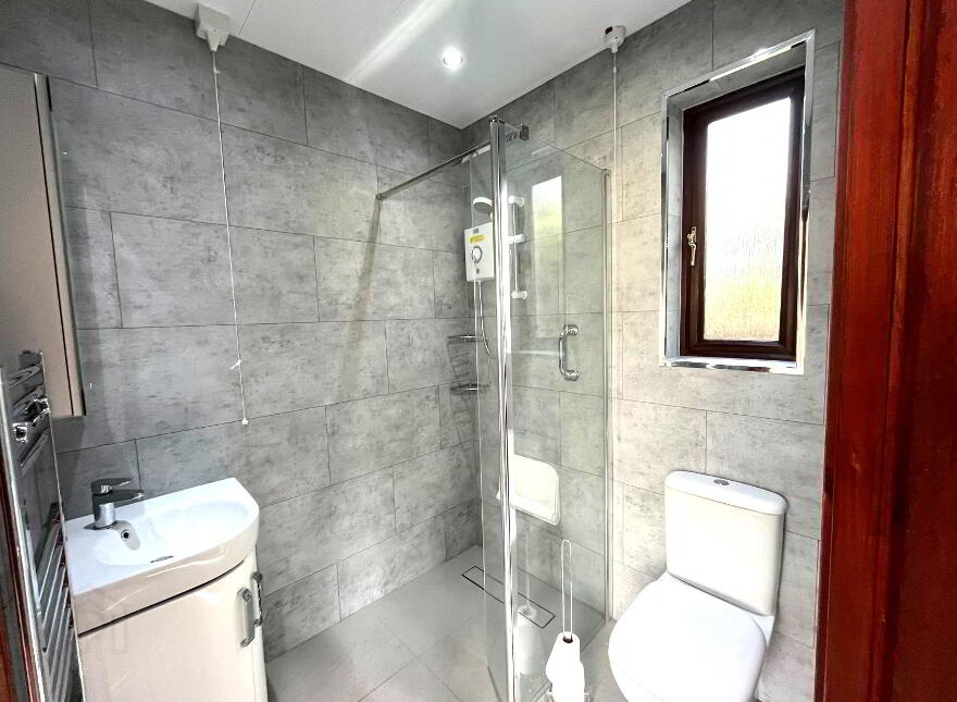 139 Islandmagee Road, Whitehead, BT38 9NS