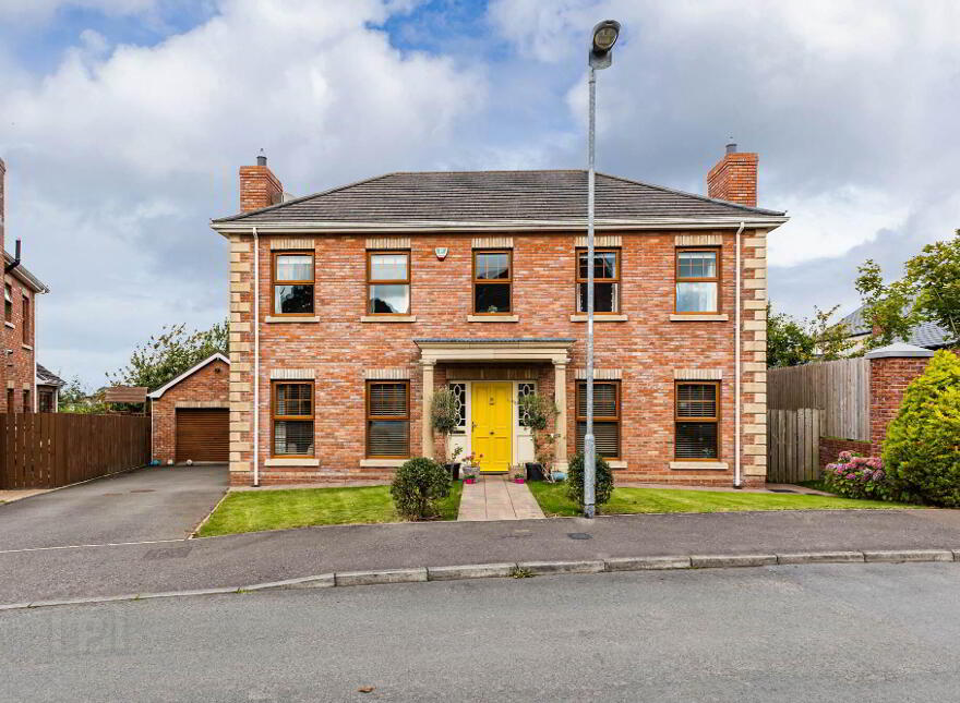 39 Governors Bridge Road, Hillsborough, BT26 6FH photo