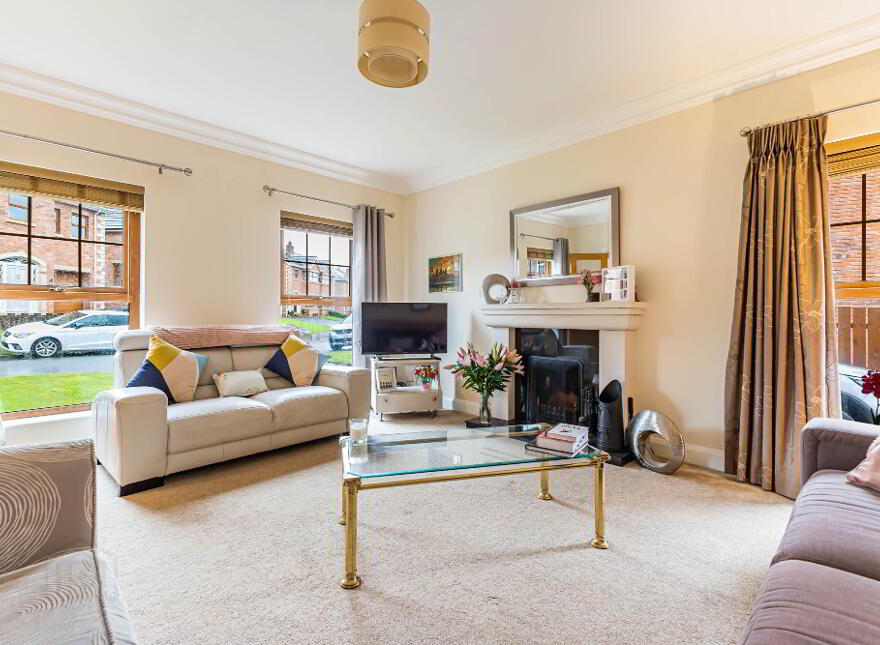 39 Governors Bridge Road, Hillsborough, BT26 6FH