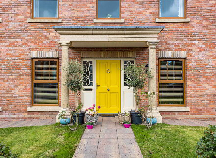 39 Governors Bridge Road, Hillsborough, BT26 6FH
