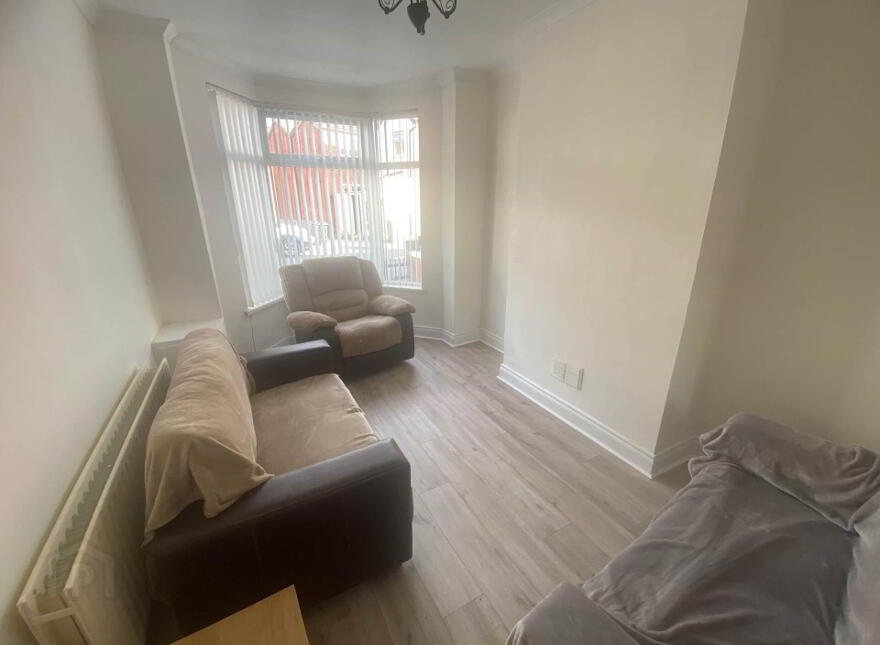 25 Rosebery Road, Belfast, BT6 8JA