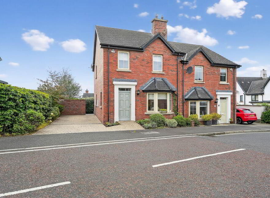 10 Bracken Hill View, Belfast, BT8 6ZN photo