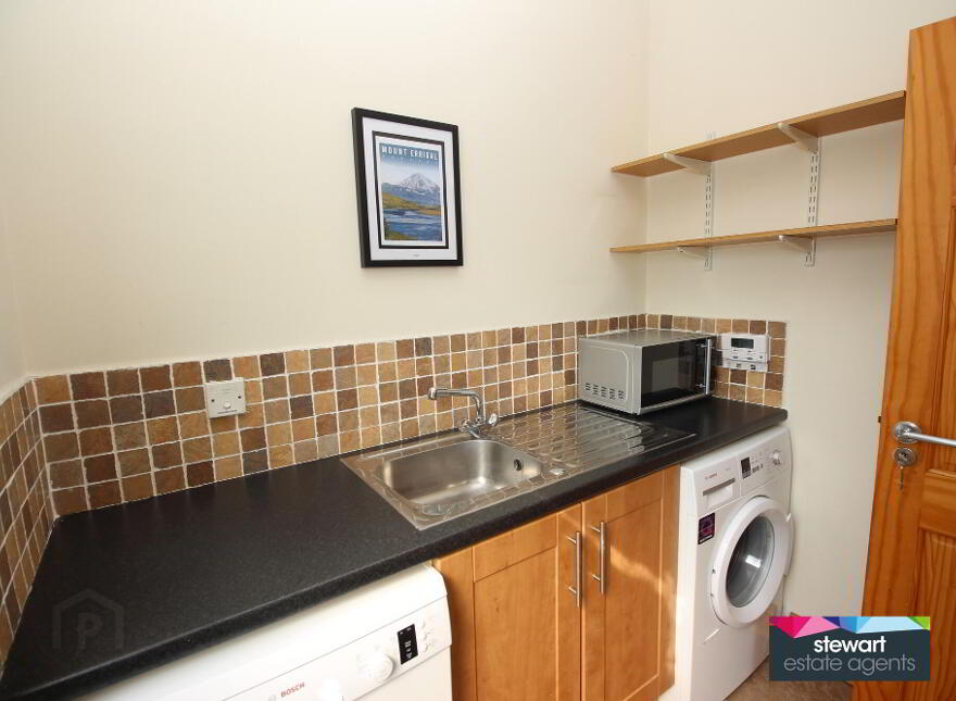 27 Glebe Park, Moira, BT67 0TF