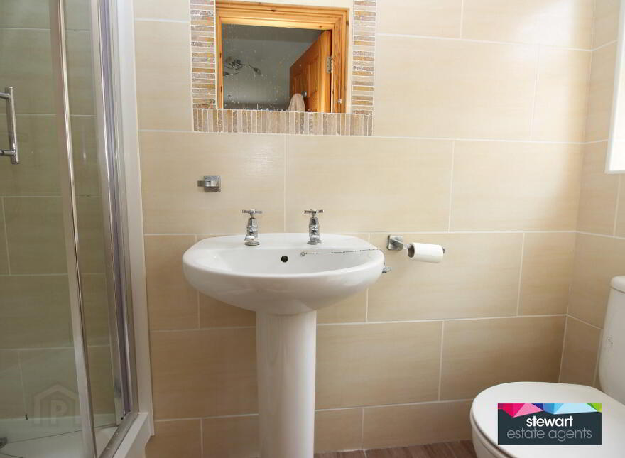 27 Glebe Park, Moira, BT67 0TF