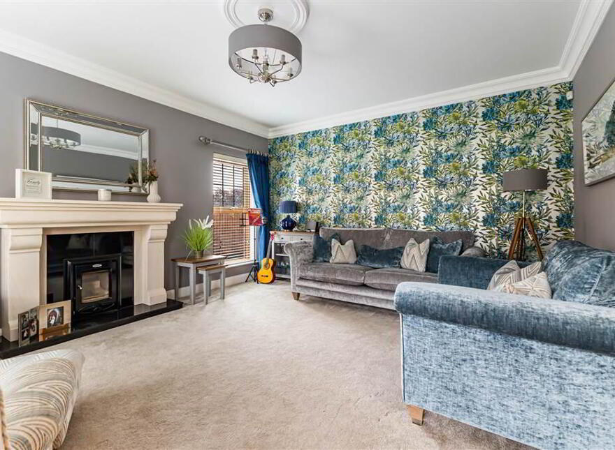 37 Governors Bridge Road, Royal Hillsborough, BT26 6FH