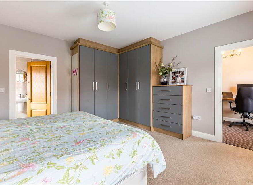 37 Governors Bridge Road, Royal Hillsborough, BT26 6FH