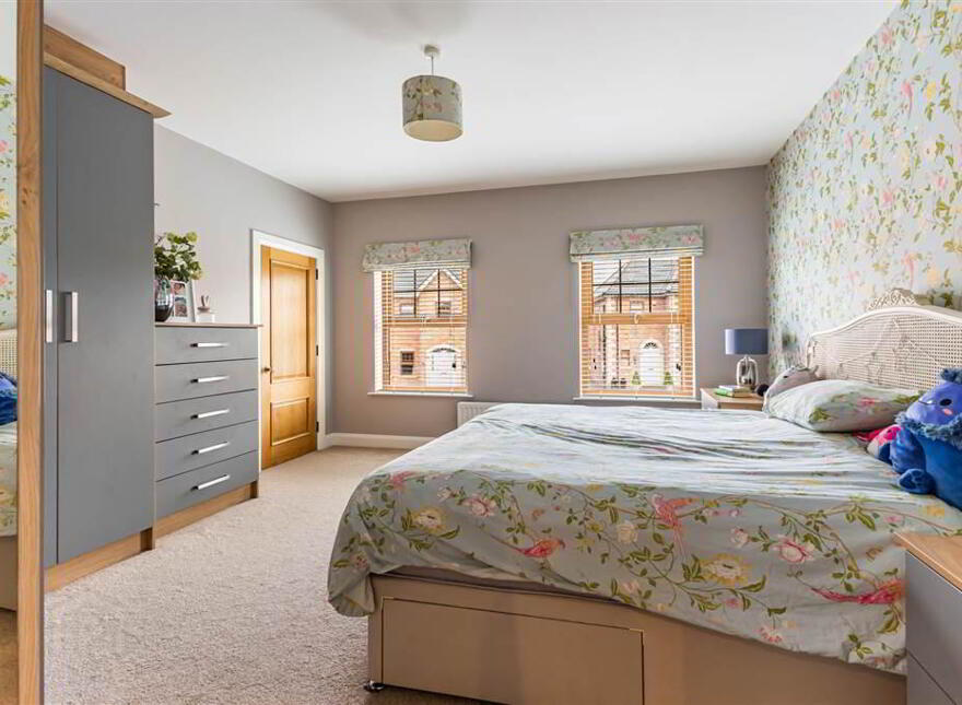 37 Governors Bridge Road, Royal Hillsborough, BT26 6FH