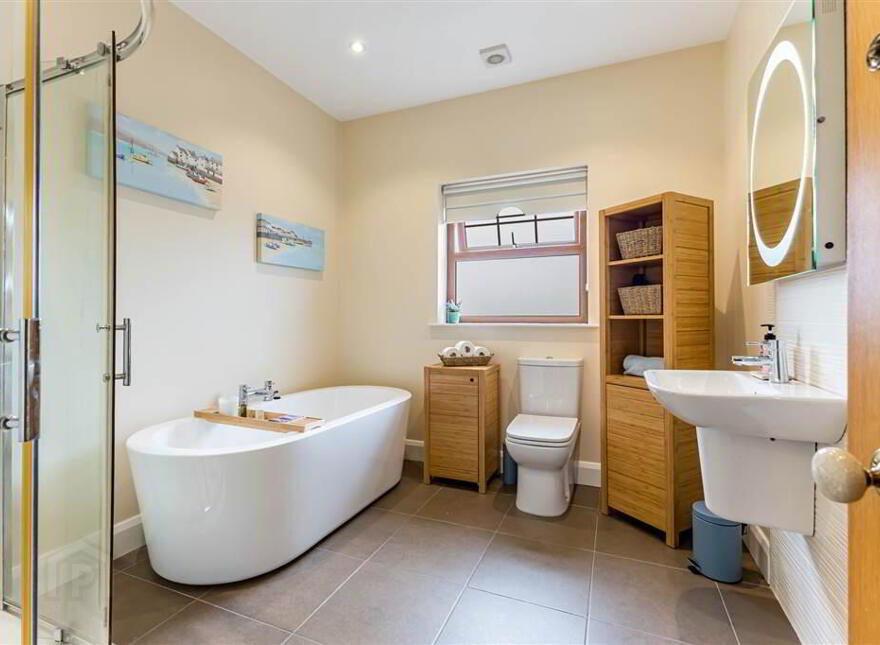 37 Governors Bridge Road, Royal Hillsborough, BT26 6FH