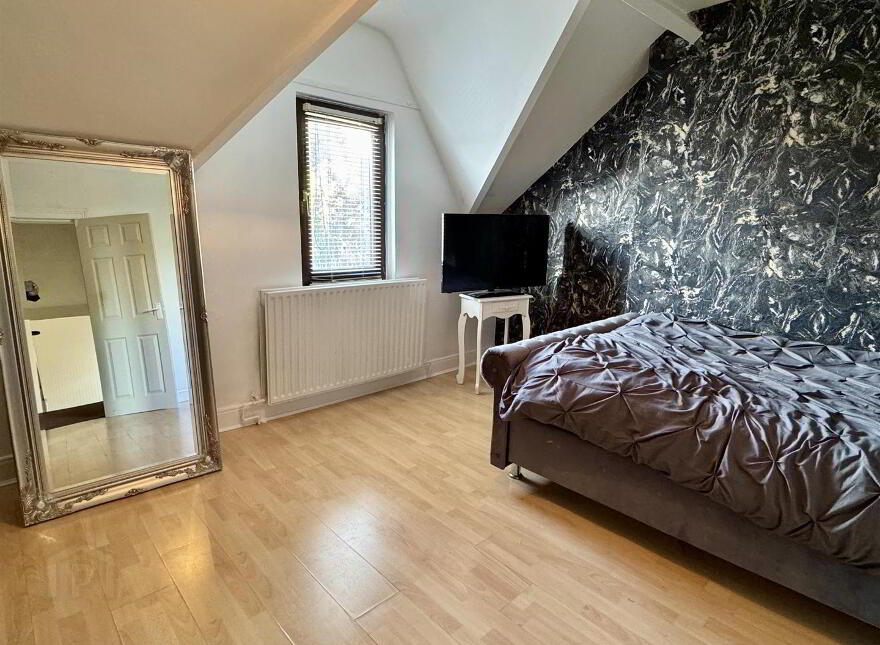 223 Cliftonville Road, Belfast, BT14 6JU