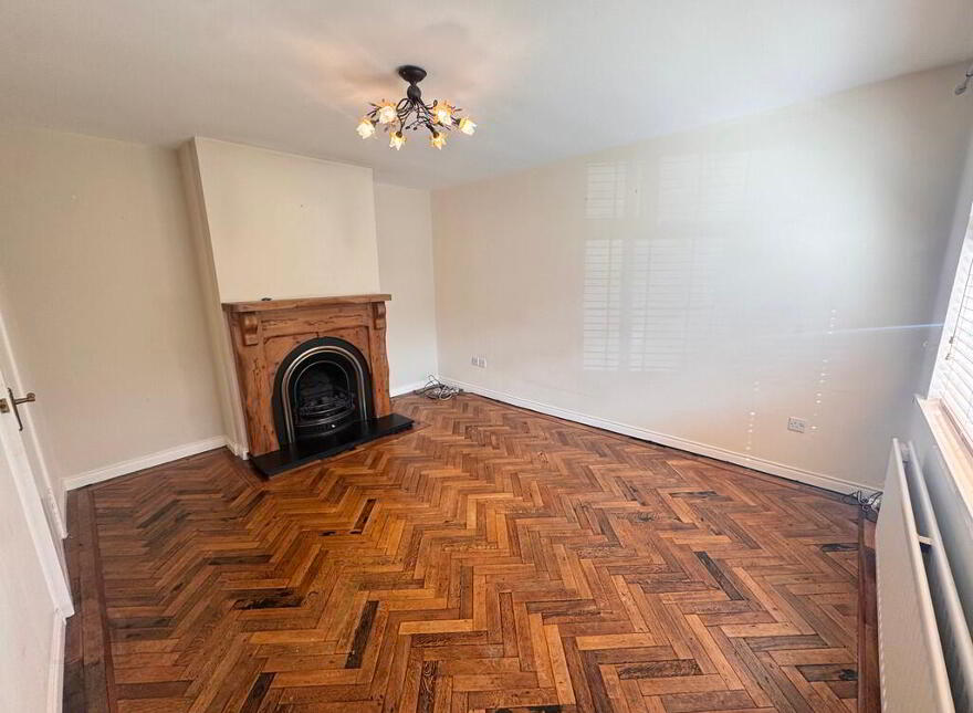 3 Chippendale Gardens, Finaghy, Belfast, BT10 0DX