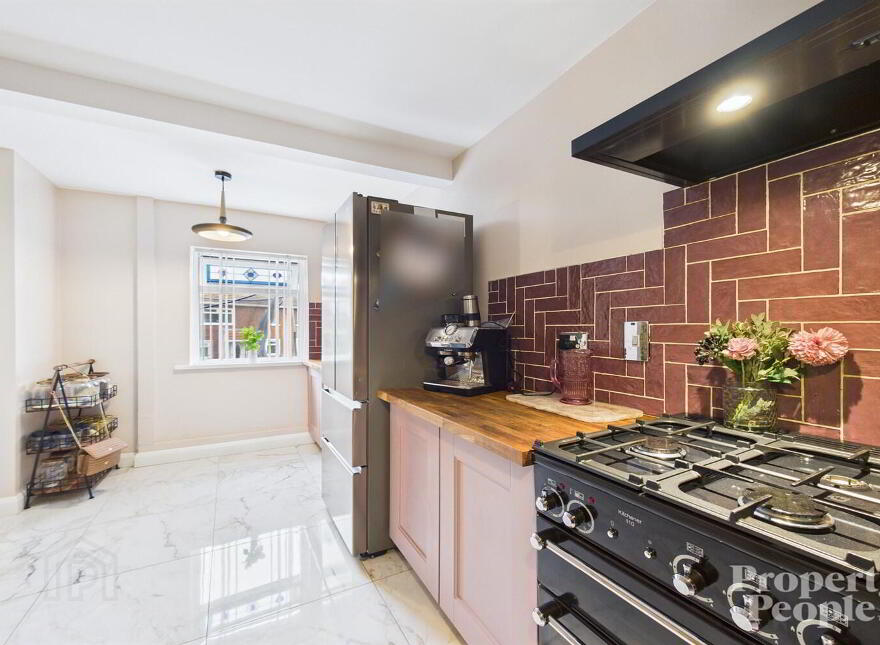 30 Highfield Drive, Belfast, BT13 3RN
