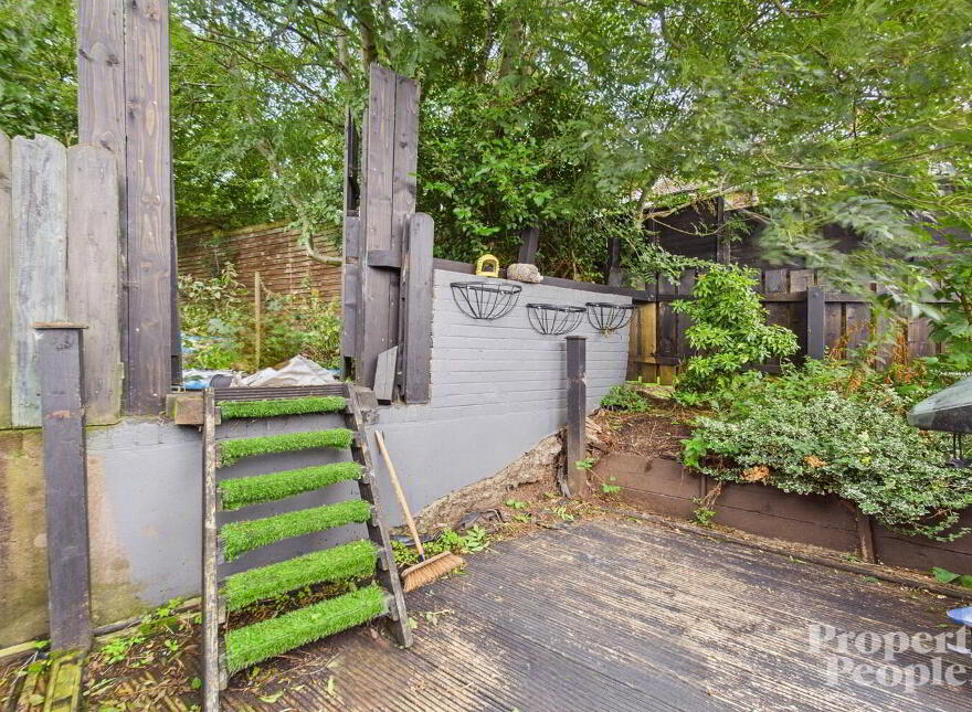 30 Highfield Drive, Belfast, BT13 3RN