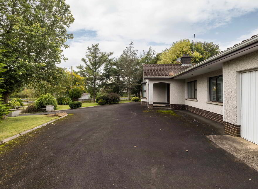 30 Katesbridge Road, Katesbridge, Banbridge, BT32 5NQ