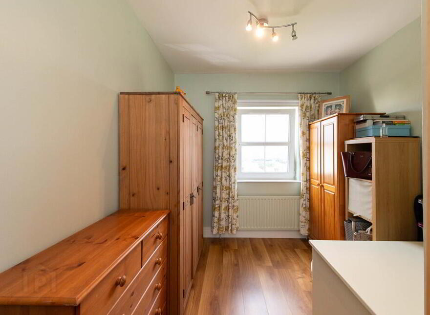 4 Mill Valley Place, Belfast, BT14 8FX