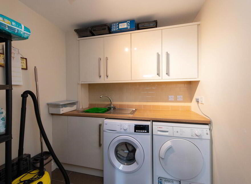 4 Mill Valley Place, Belfast, BT14 8FX
