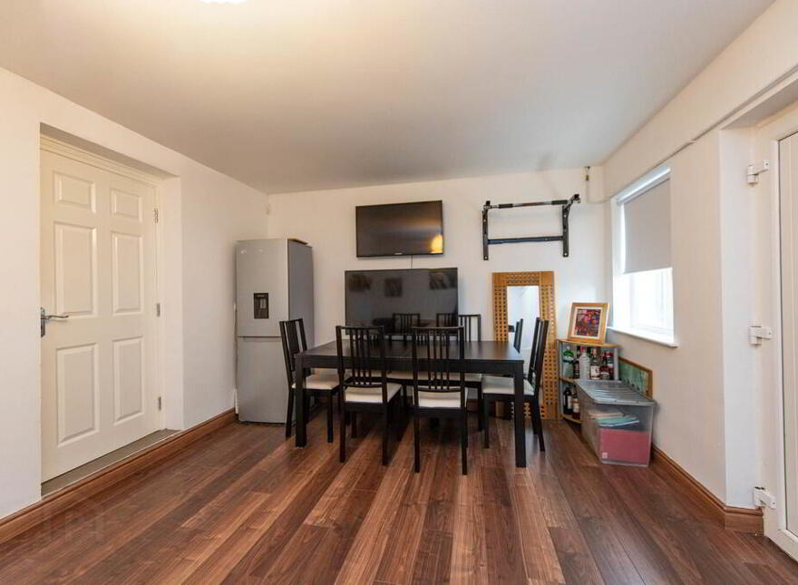 4 Mill Valley Place, Belfast, BT14 8FX