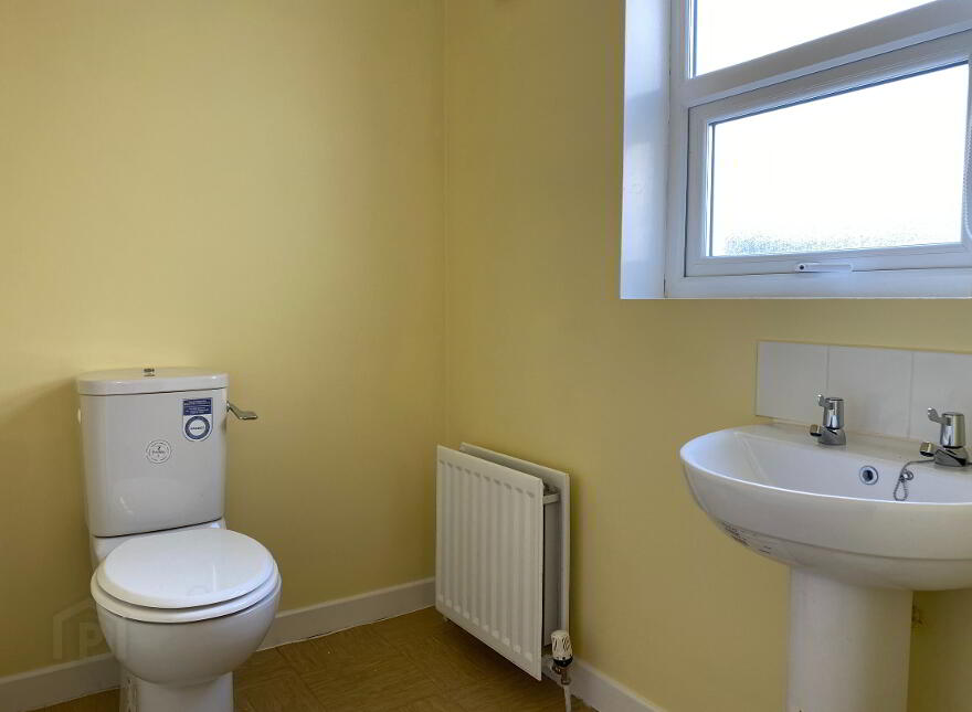12 Hillhall Park, Lisburn, BT27 5DE