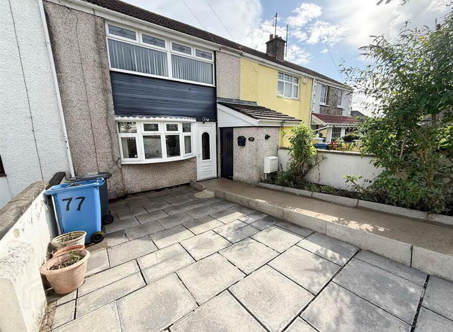 77 O'Neill Avenue, Newry, BT34 2DY photo