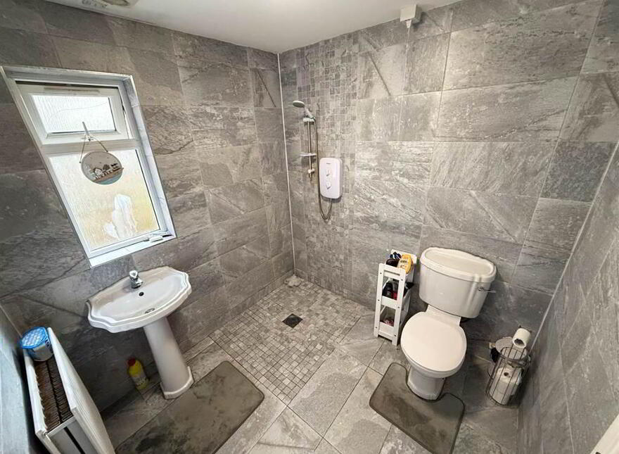 77 O'Neill Avenue, Newry, BT34 2DY