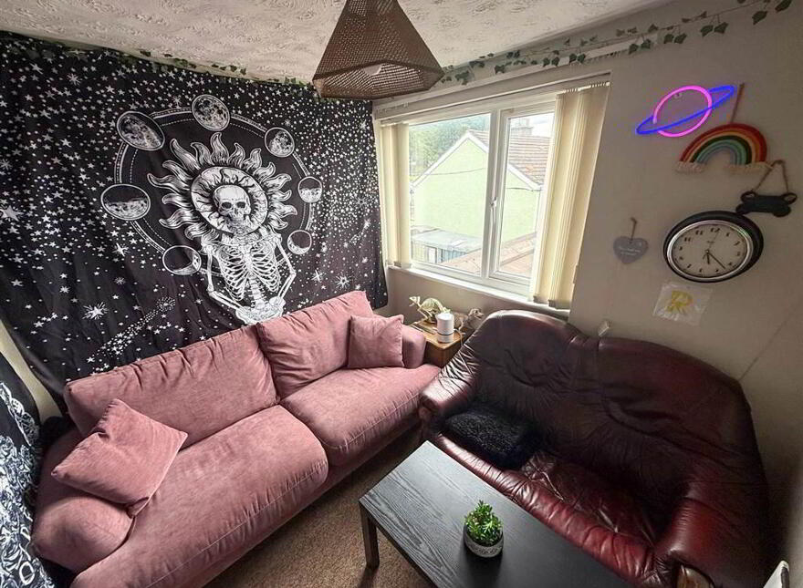77 O'Neill Avenue, Newry, BT34 2DY