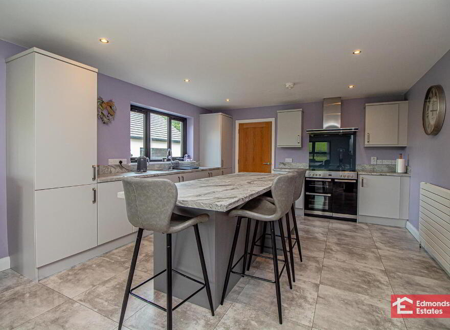 1 Parkfield Road, Ahoghill, Ballymena, BT42 2QS