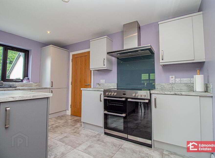 1 Parkfield Road, Ahoghill, Ballymena, BT42 2QS