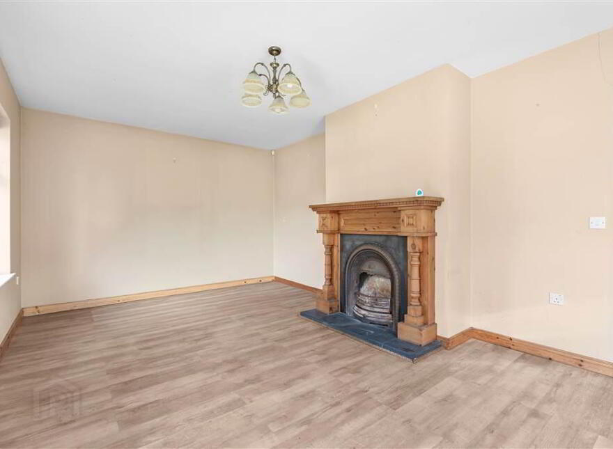38 Herbison Fields, Ballymena, BT43 7DJ