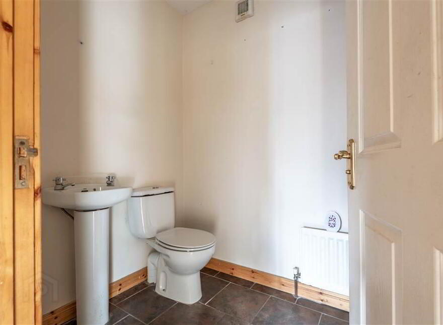 38 Herbison Fields, Ballymena, BT43 7DJ