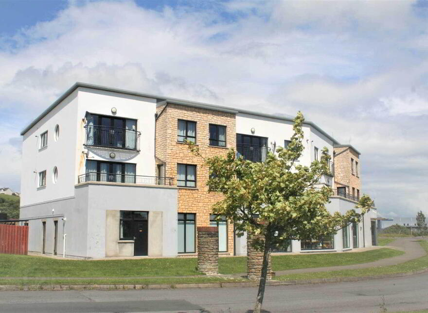 D8 Nas Mor, Letterkenny, F92KD34 photo