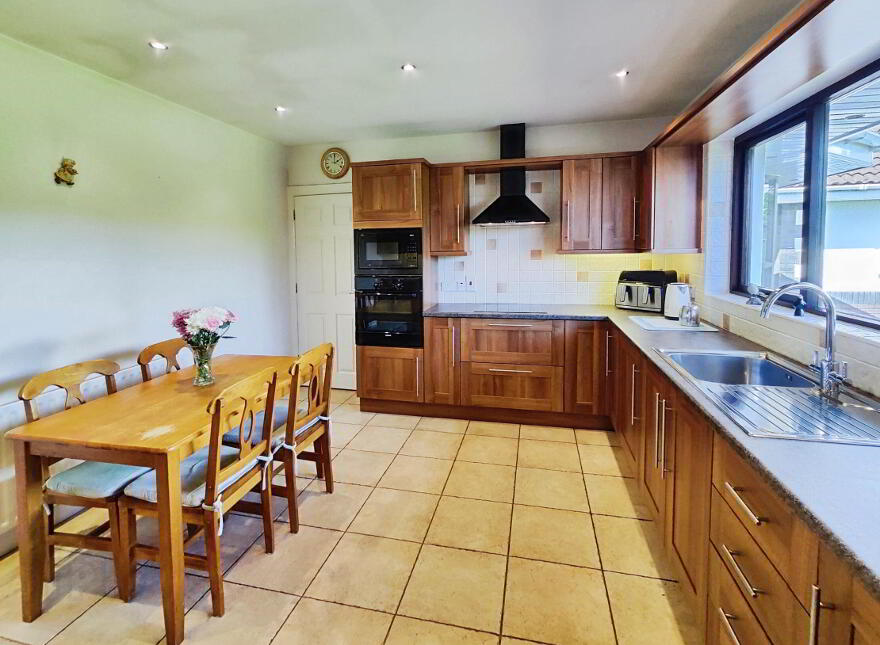 15 College Park, Coleraine, BT51 3HE