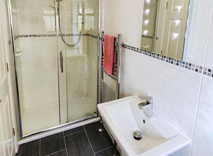 15 College Park, Coleraine, BT51 3HE