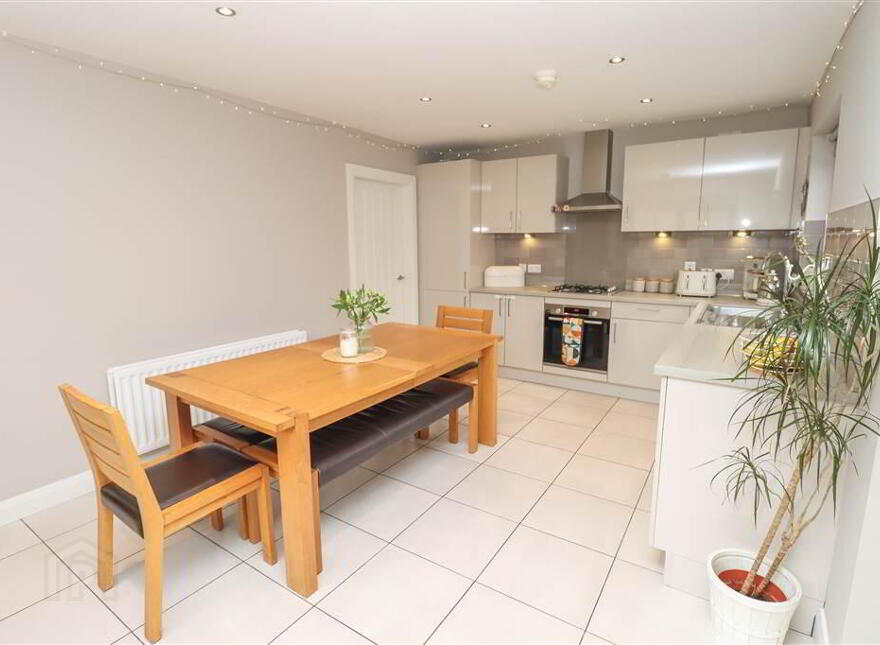 4 Greengraves Meadow, Dundonald, Belfast, BT16 1ZH