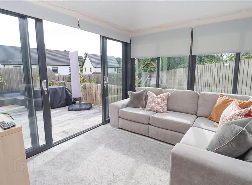 4 Greengraves Meadow, Dundonald, Belfast, BT16 1ZH