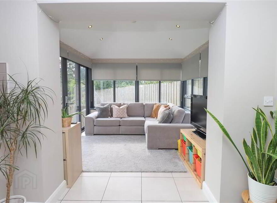 4 Greengraves Meadow, Dundonald, Belfast, BT16 1ZH